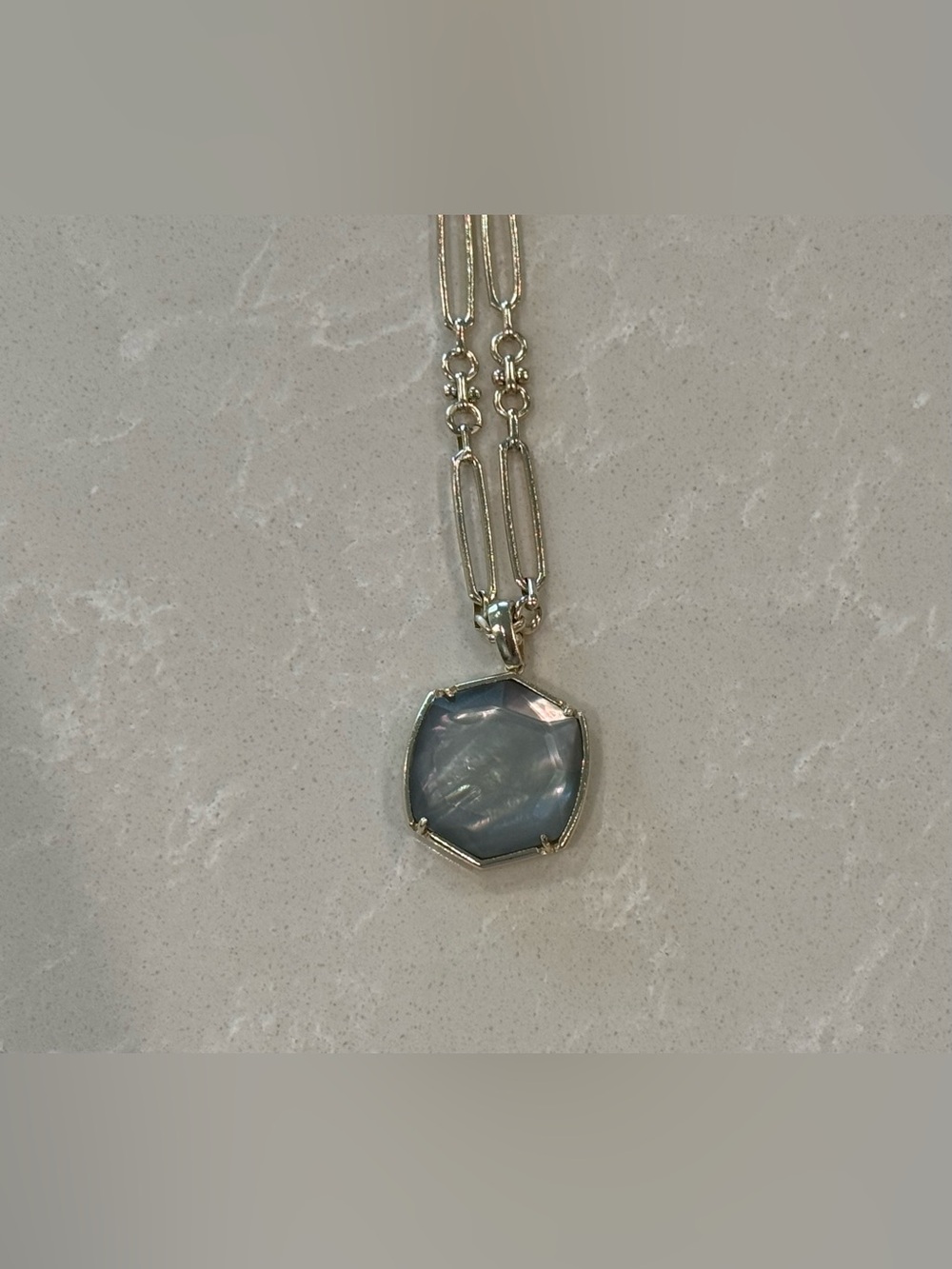 Kendra Scott Iridescent Pendant Necklace - Picture 2 of 5